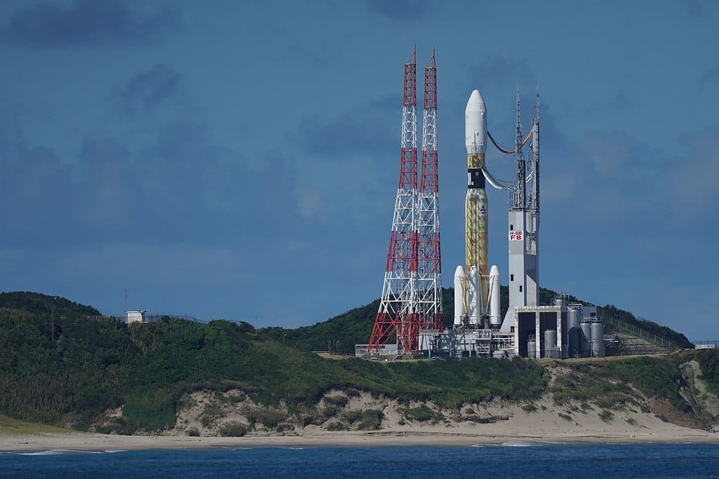 Japanese rocket H-IIB No. F8 on the launch pad