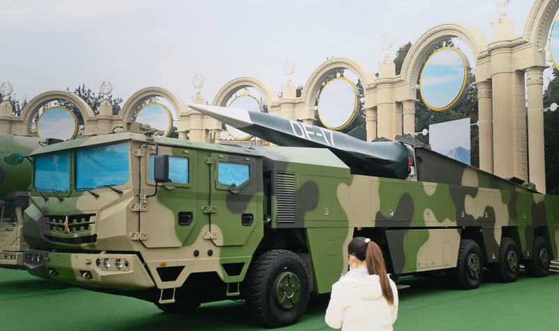 Chinese DF-17 glider launcher